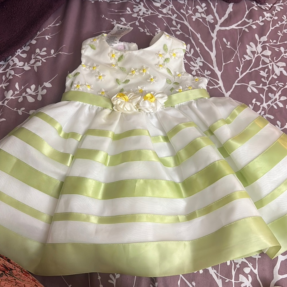 Baby girls dress 3-6 months